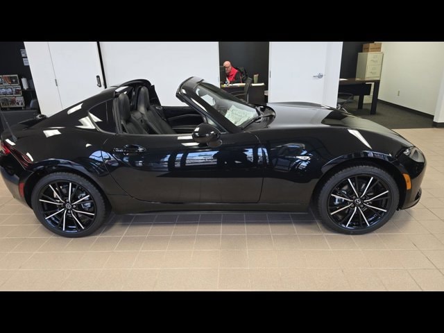 2025 Mazda MX-5 Miata RF Grand Touring - Photo 7