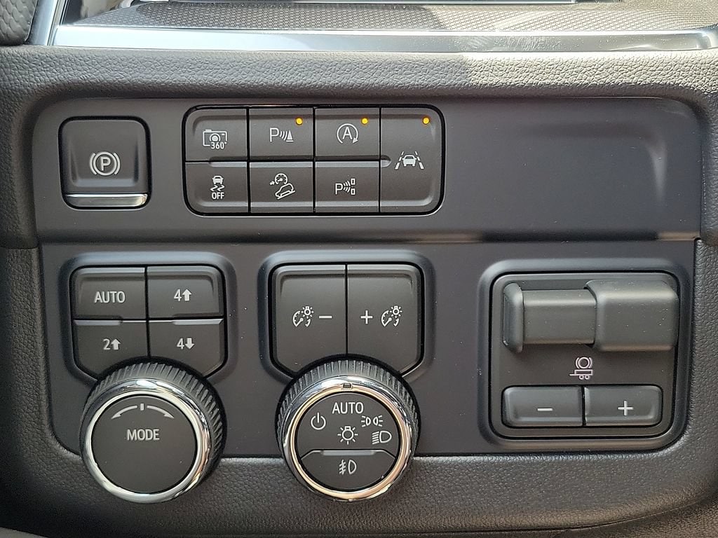 2026 Chevrolet Tahoe RST - Photo 30