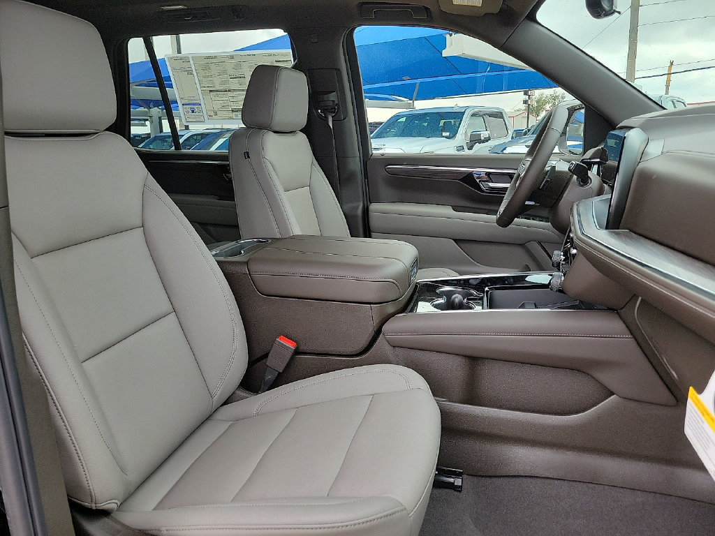 2026 Chevrolet Tahoe Z71 - Photo 23