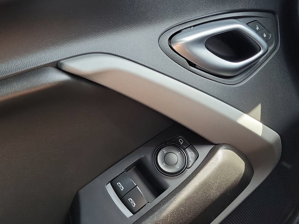 2023 Chevrolet Camaro 1LT - Photo 30