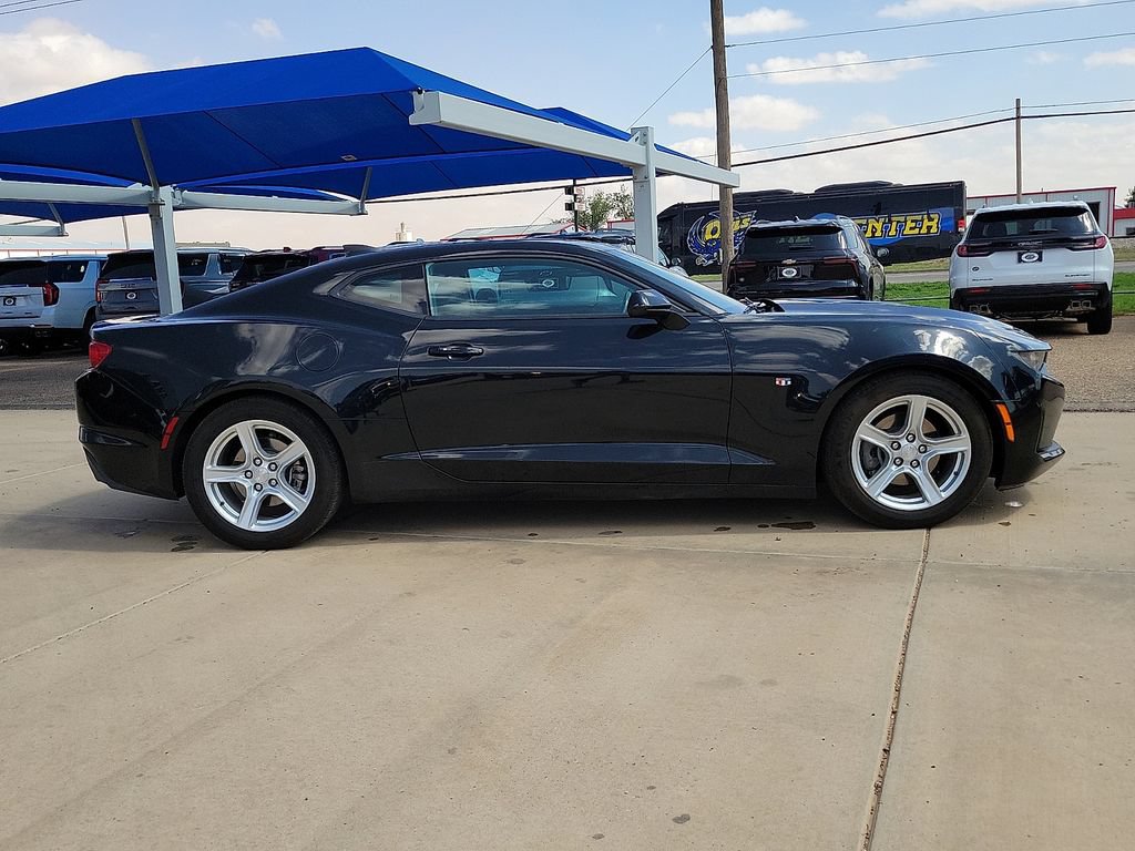 2023 Chevrolet Camaro 1LT - Photo 7