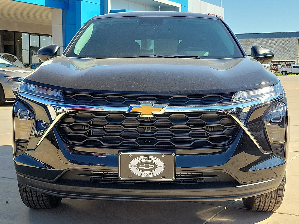 2026 Chevrolet Trax LS - Photo 11