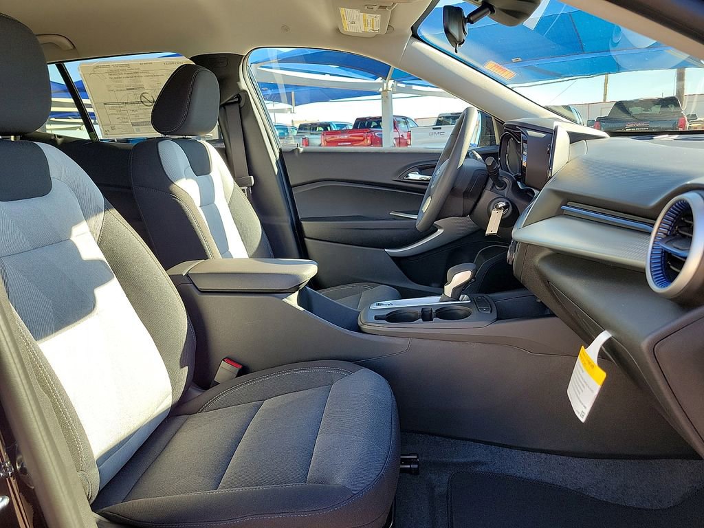 2026 Chevrolet Trax LS - Photo 19