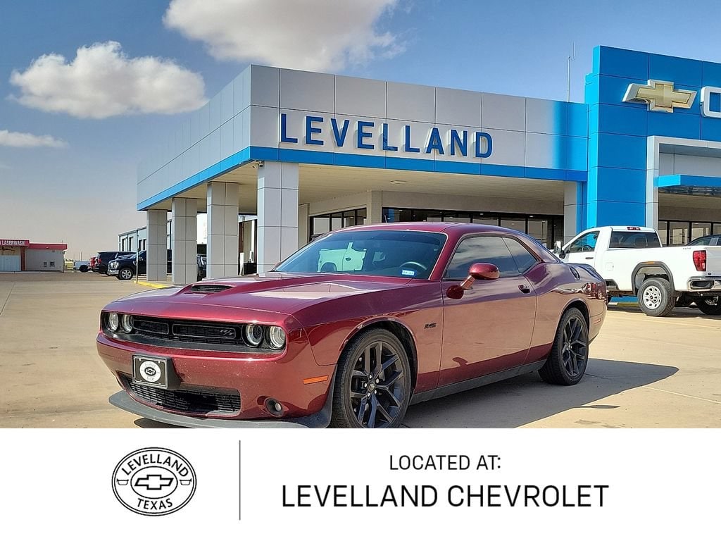 2023 Dodge Challenger R/T's photo
