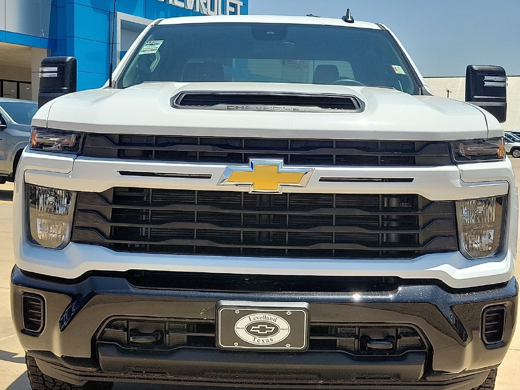 2026 Chevrolet Silverado 2500 HD Custom - Photo 11