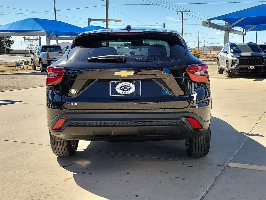 New 2026 Chevrolet Trax LS SUV