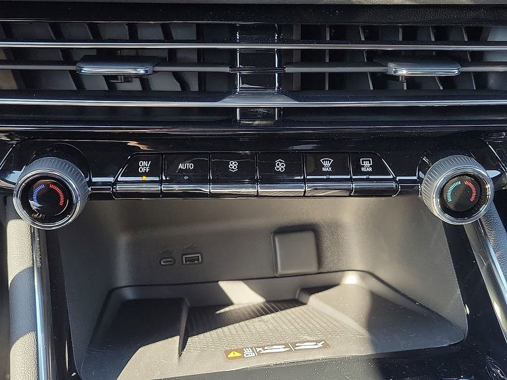 2026 Chevrolet Traverse High Country - Photo 15