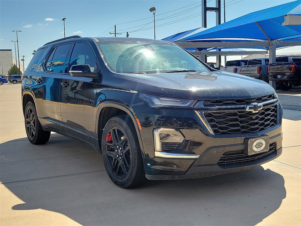 2022 Chevrolet Traverse Premier photo 3
