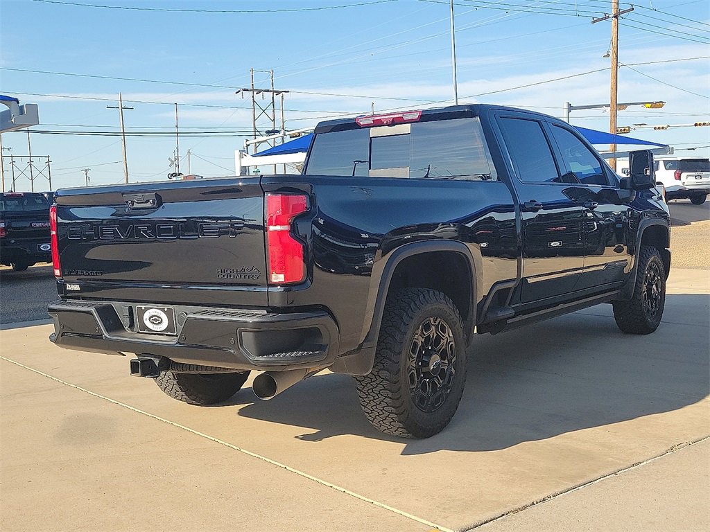 2024 Chevrolet Silverado 2500HD High Country photo 4