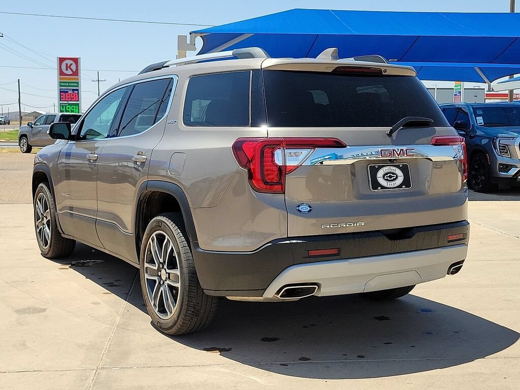 Used 2023 GMC Acadia SLT SUV