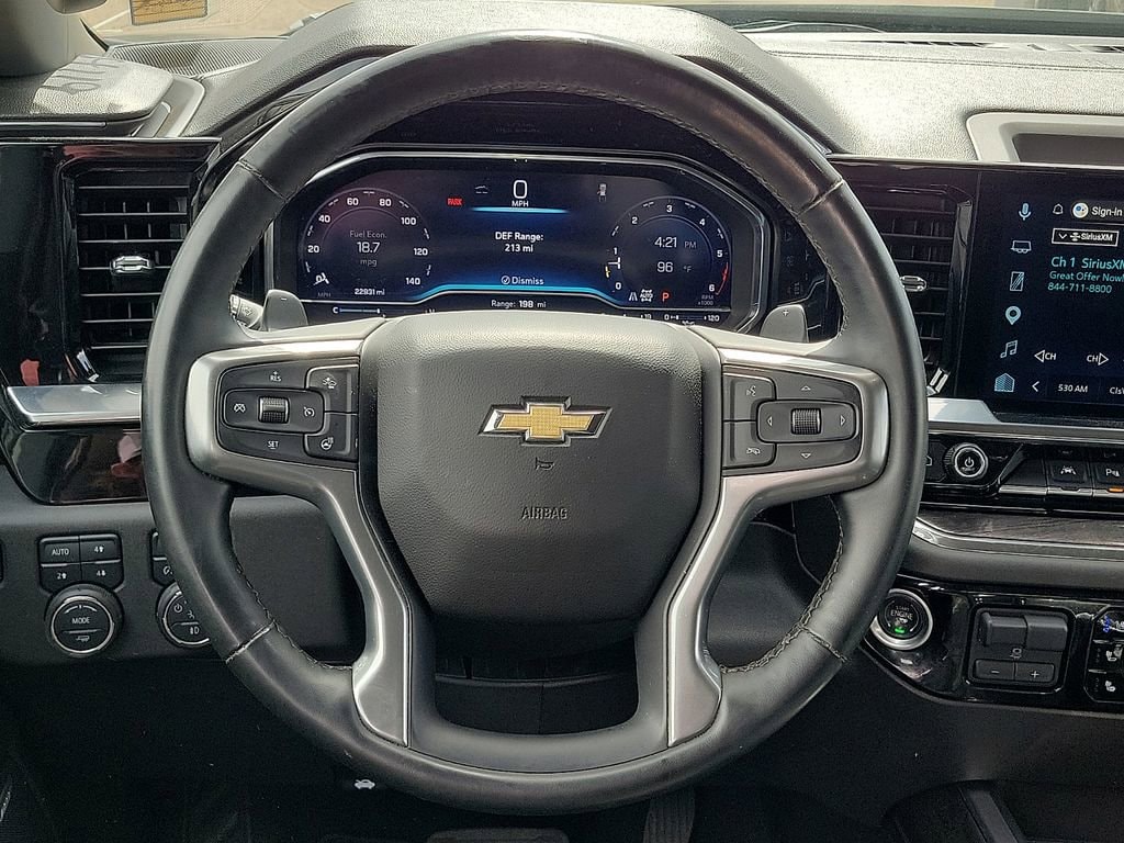 2025 Chevrolet Silverado 1500 LTZ - Photo 15