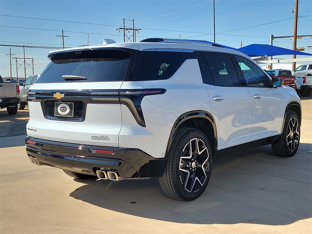 2026 Chevrolet Traverse High Country photo 3