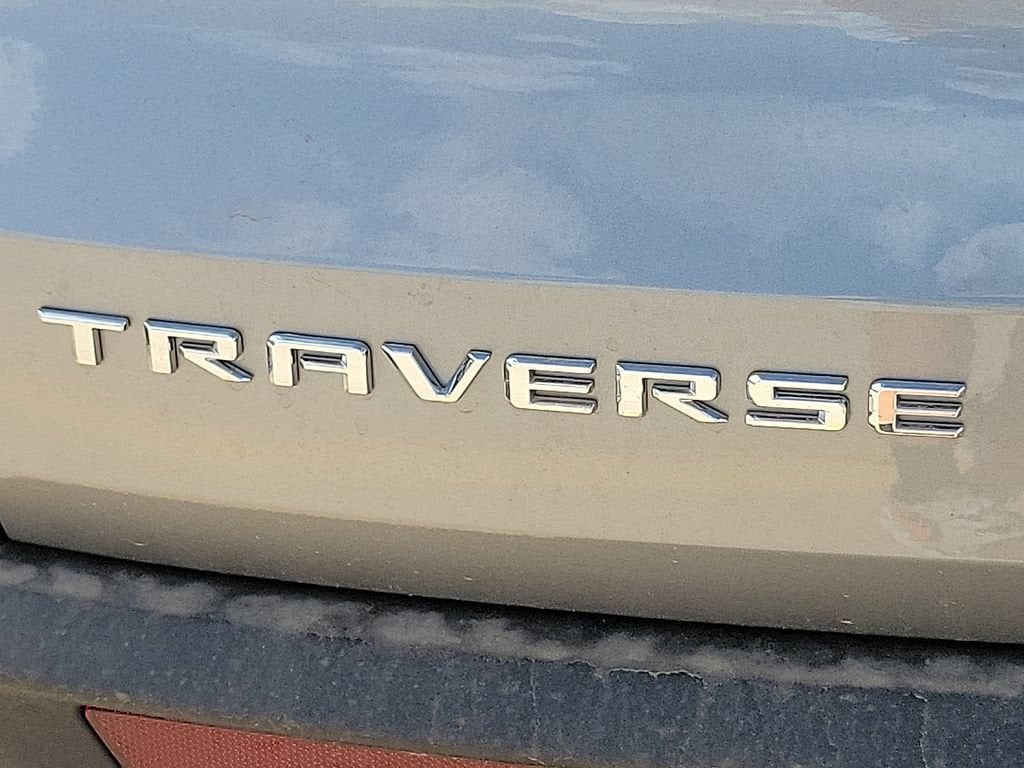 2027 Chevrolet Traverse LT - Photo 16