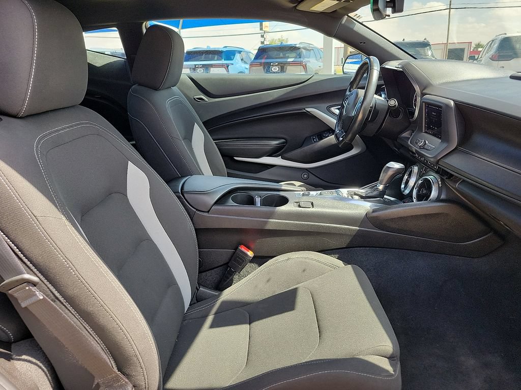 2023 Chevrolet Camaro 1LT - Photo 25