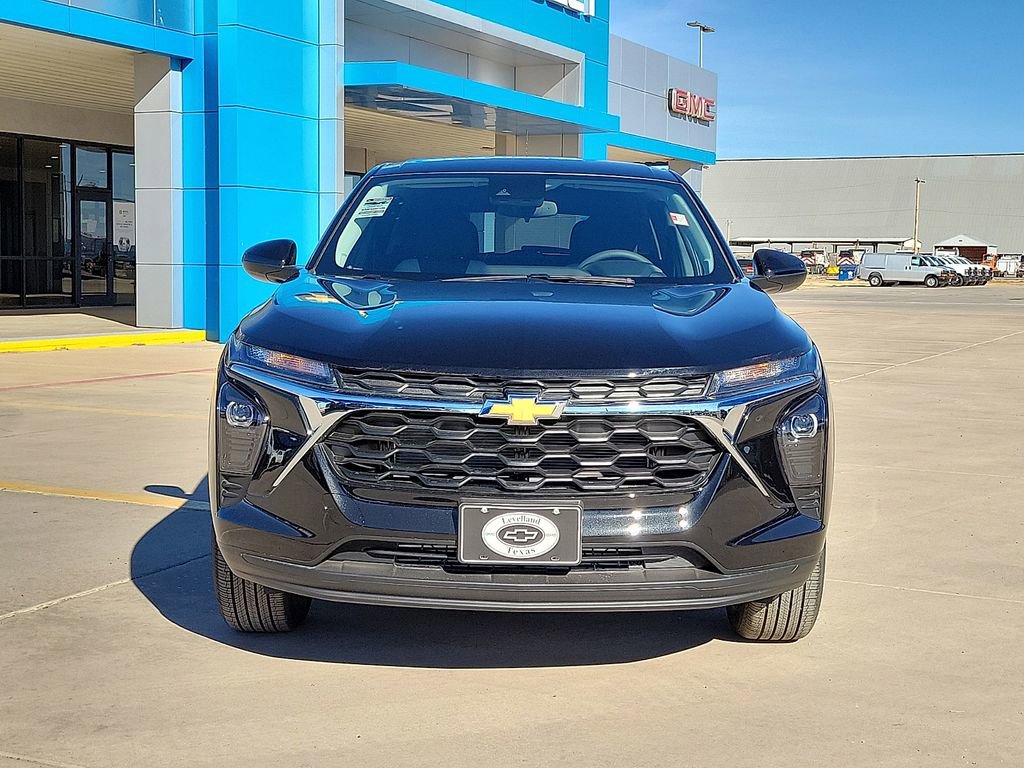2026 Chevrolet Trax LS - Photo 8