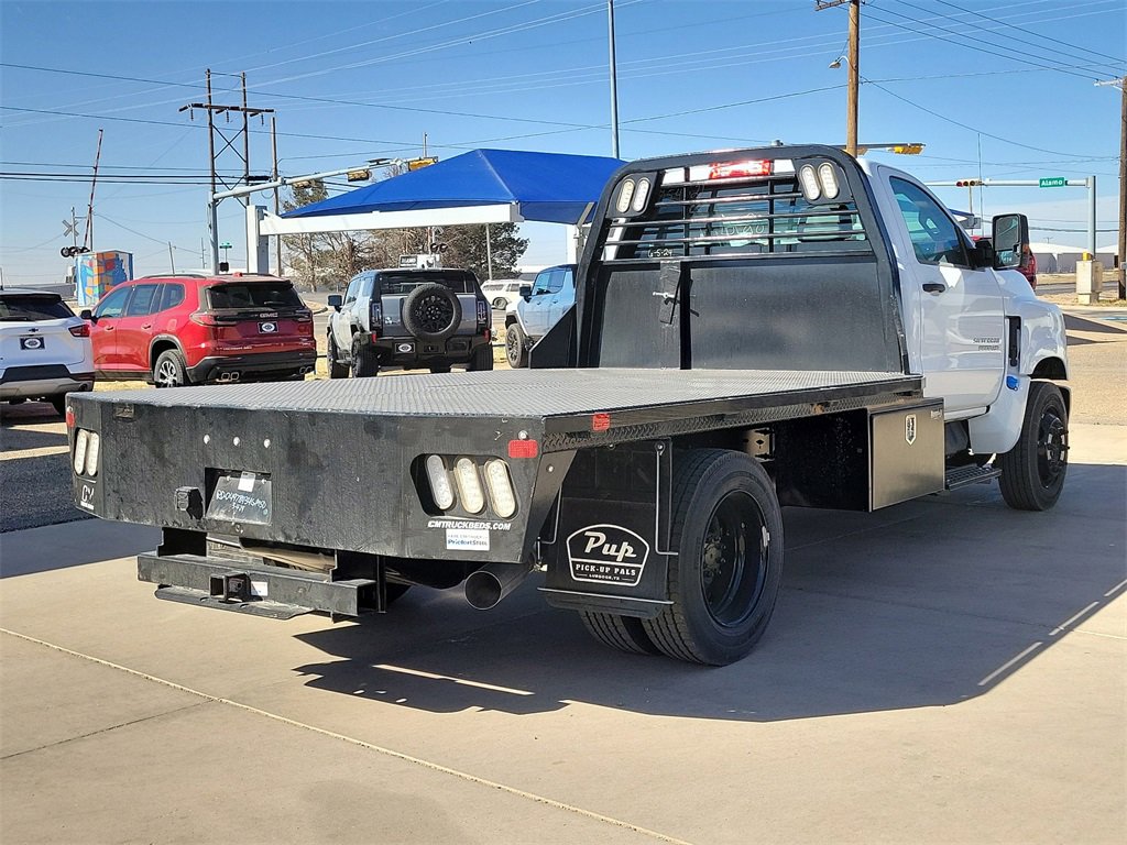 2024 Chevrolet Silverado 5500HD Work Truck photo 3