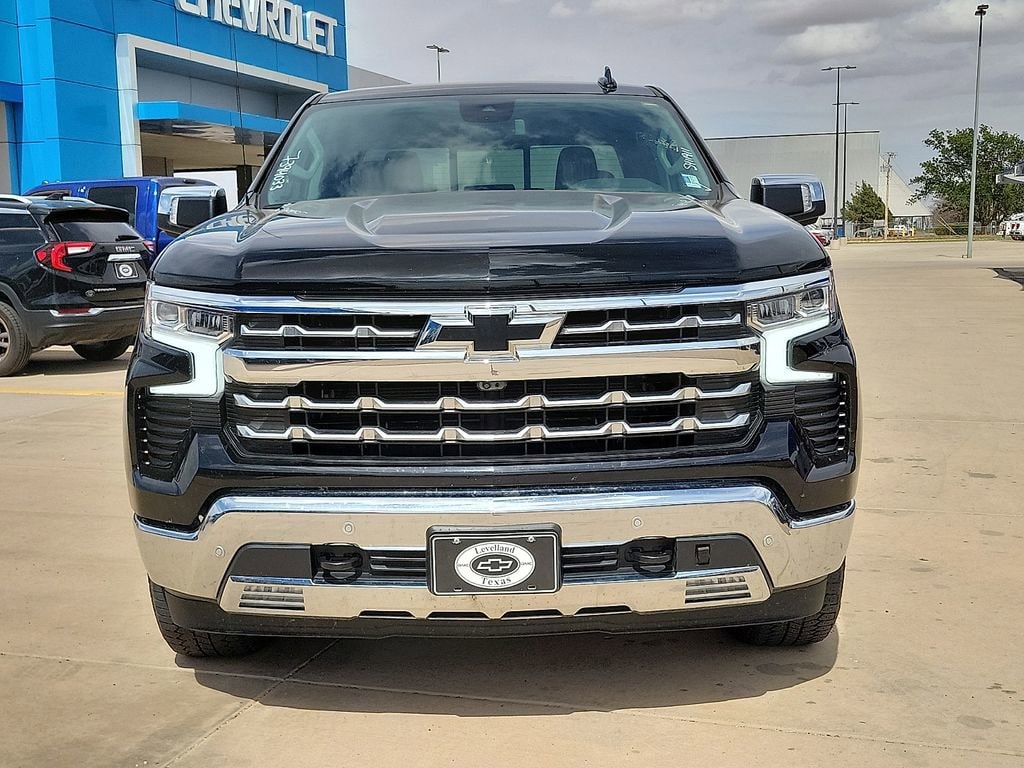 2025 Chevrolet Silverado 1500 LTZ - Photo 8