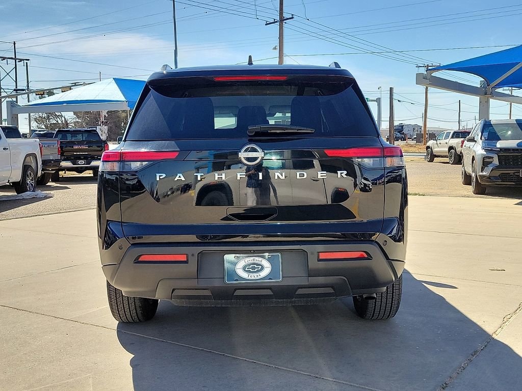 Used 2025 Nissan Pathfinder SV SUV