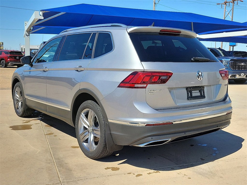2019 Volkswagen Tiguan SEL Premium photo 2
