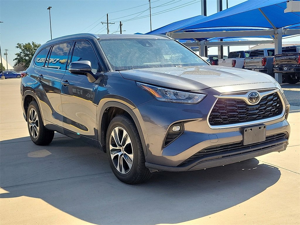2020 Toyota Highlander XLE photo 4