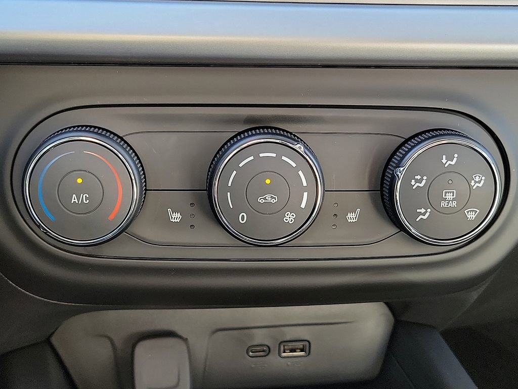 2026 Chevrolet Trax LS - Photo 18