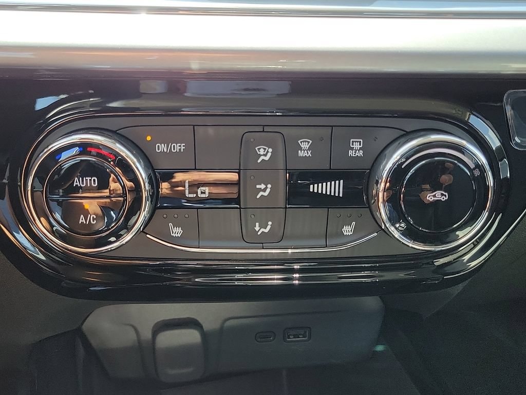 2026 Chevrolet Trax LT - Photo 22