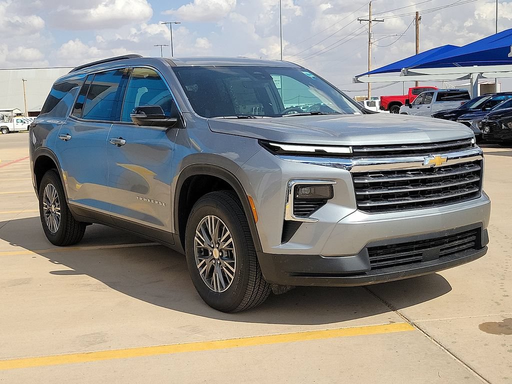 2027 Chevrolet Traverse LT - Photo 9