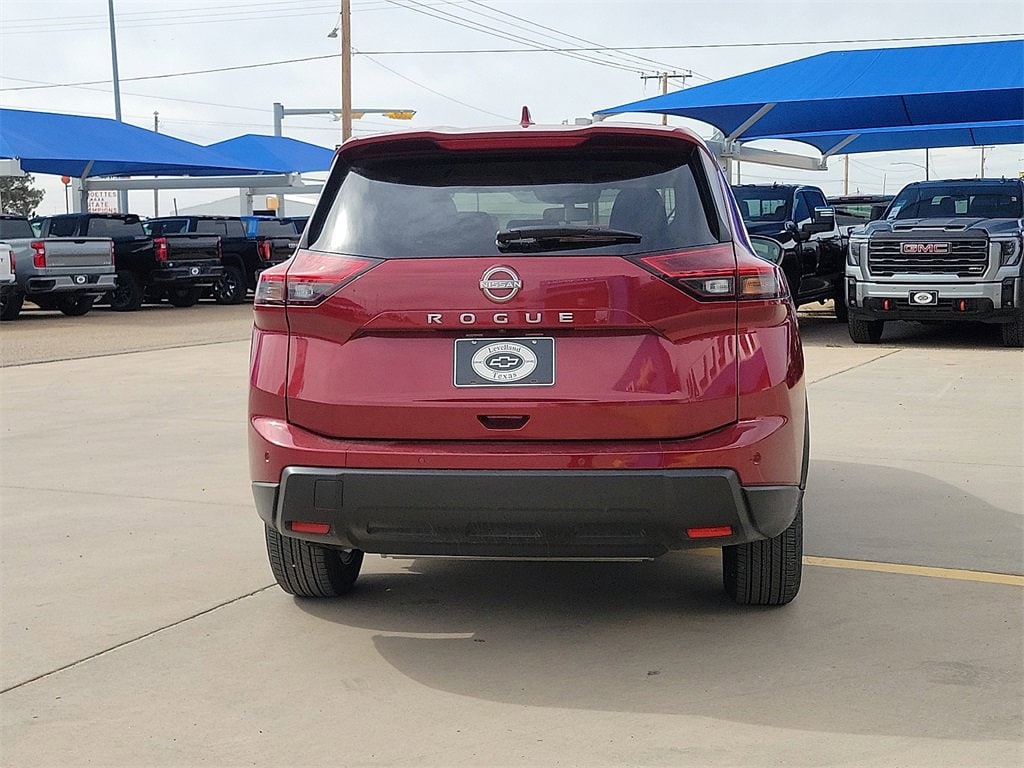 Used 2025 Nissan Rogue SV SUV