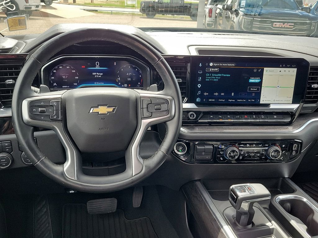 2025 Chevrolet Silverado 1500 LTZ - Photo 16