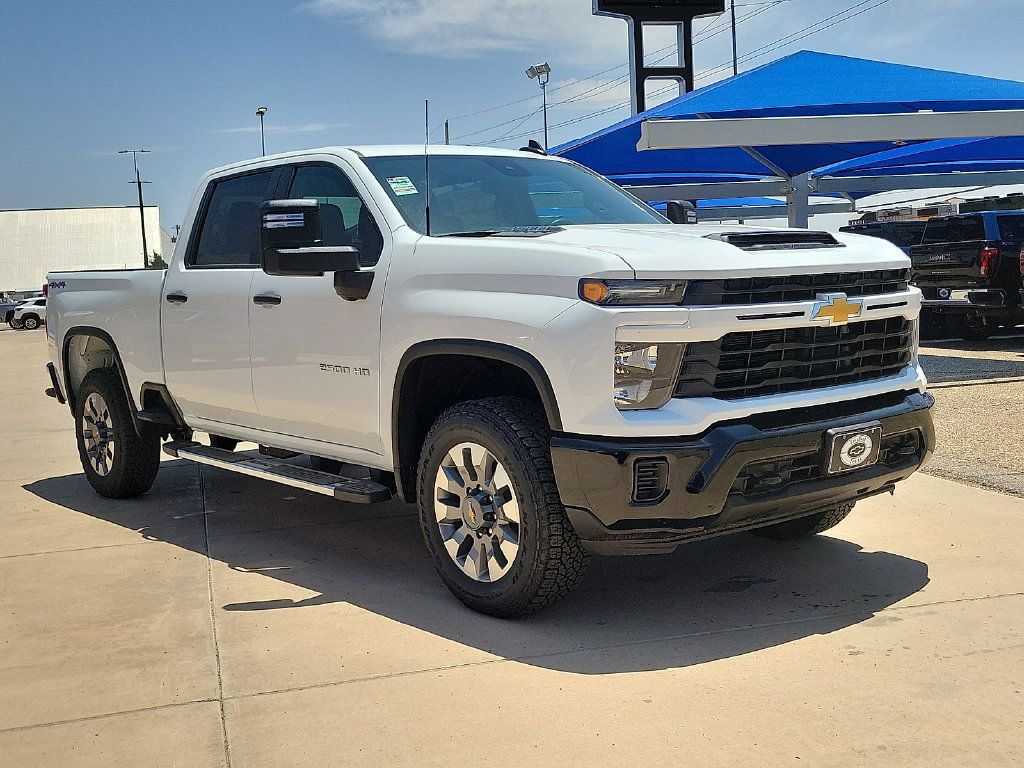 2026 Chevrolet Silverado 2500 HD Custom - Photo 9