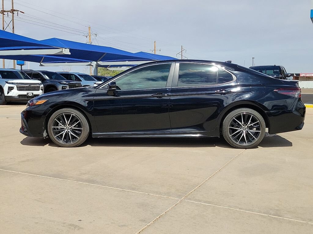 Used 2024 Toyota Camry SE Sedan