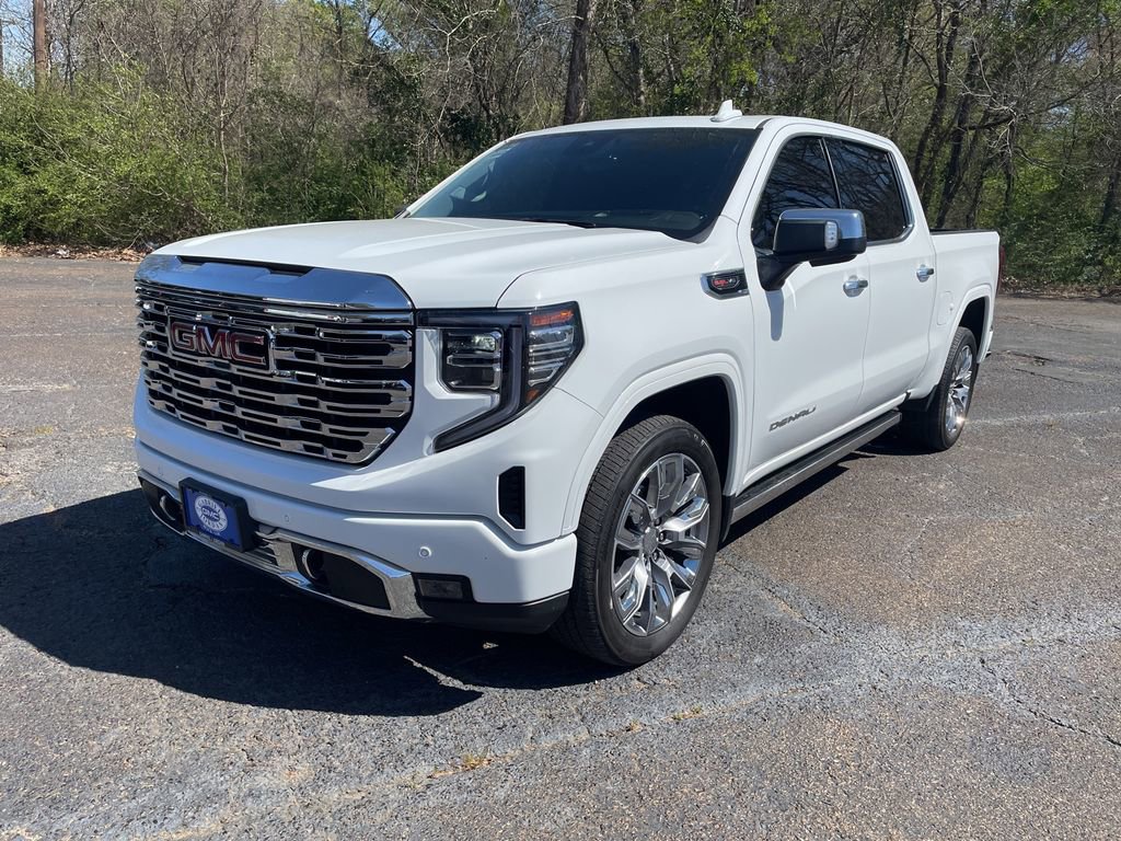 2024 GMC Sierra 4WD Crew Cab Short Box Denali's photo