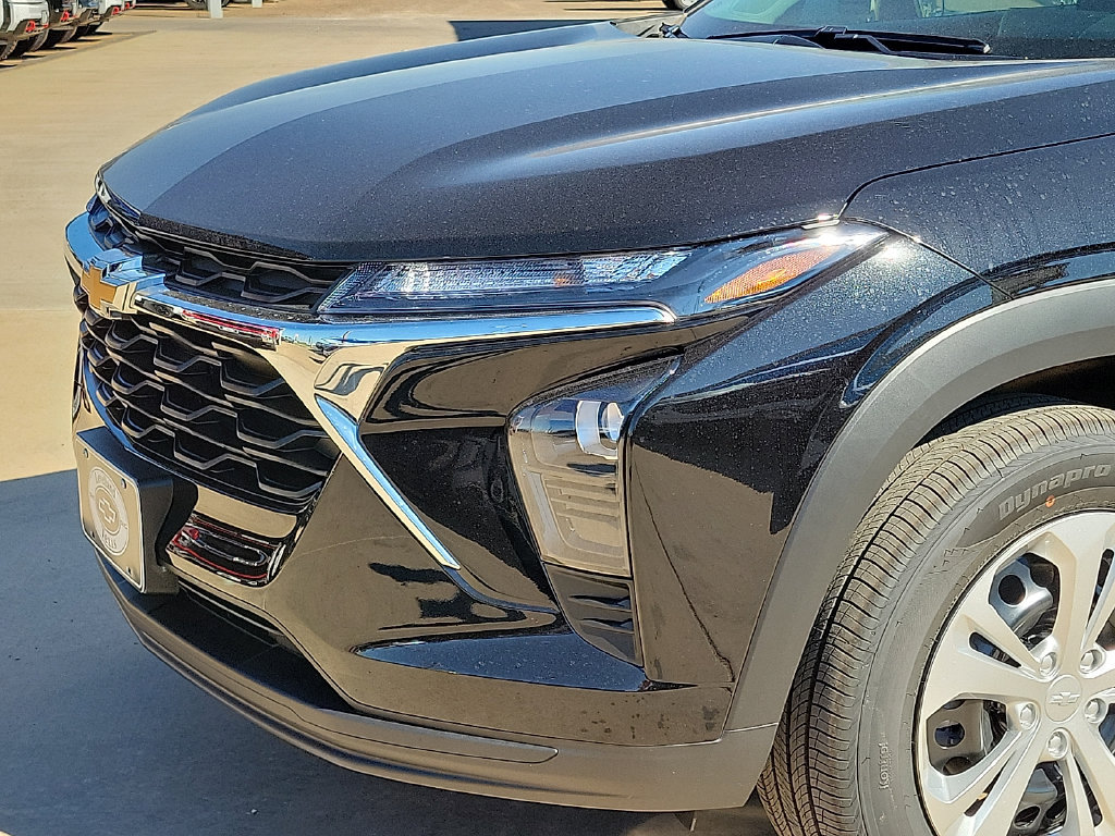 2026 Chevrolet Trax LS - Photo 13
