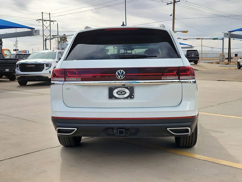 Used 2025 Volkswagen Atlas 2.0T SE w/Technology SUV