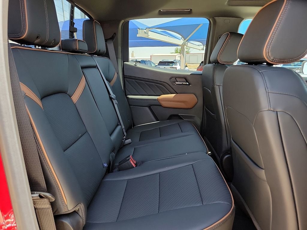 2026 GMC Canyon AT4 - Photo 20