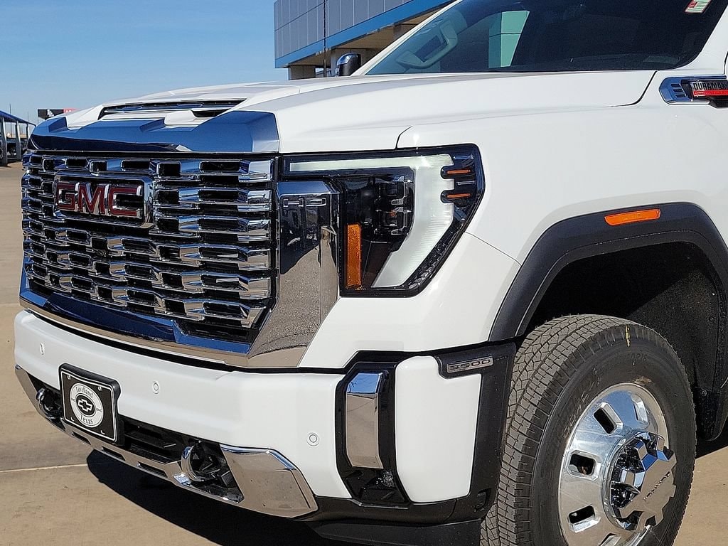 2026 GMC Sierra 3500HD Denali - Photo 13