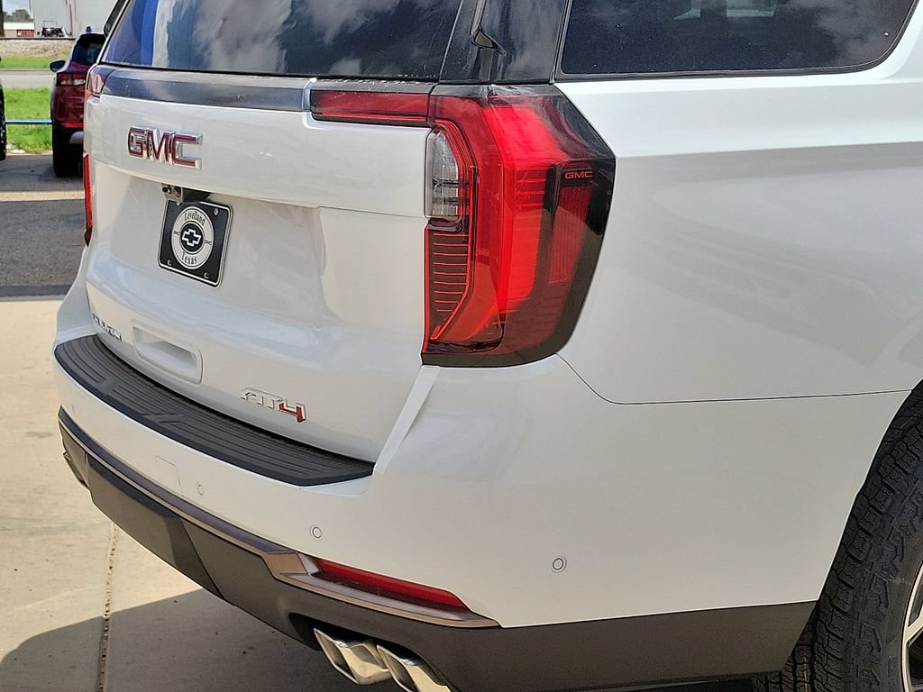 2026 GMC Yukon AT4 Ultimate - Photo 14