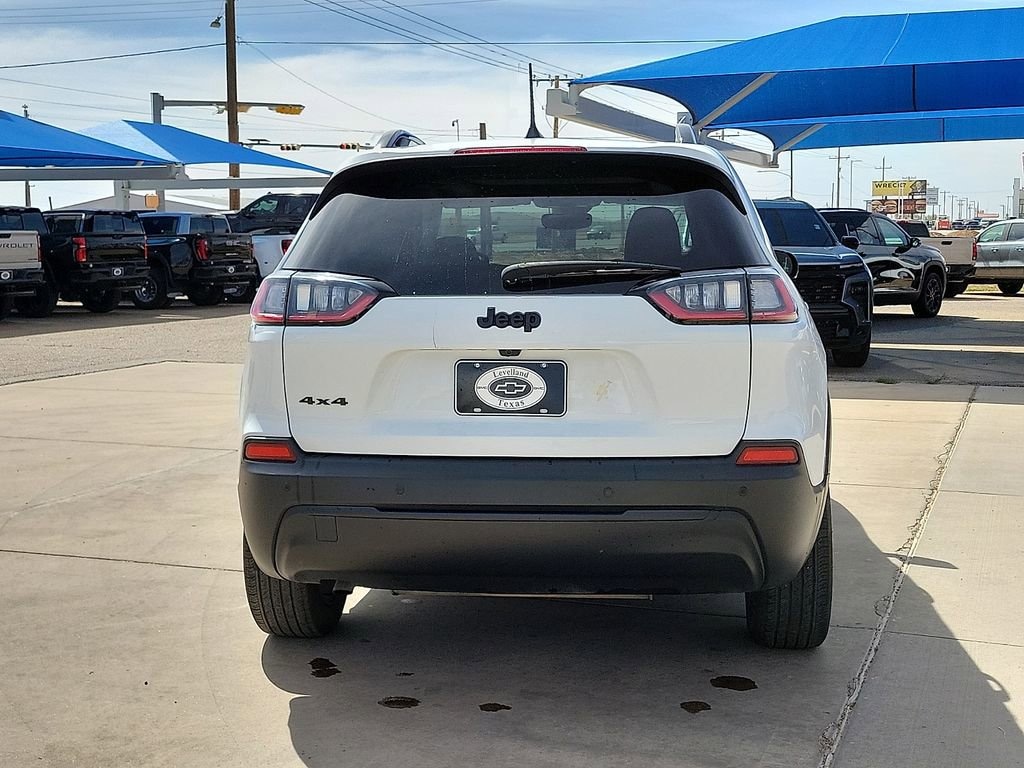 Used 2023 Jeep Cherokee Altitude Lux