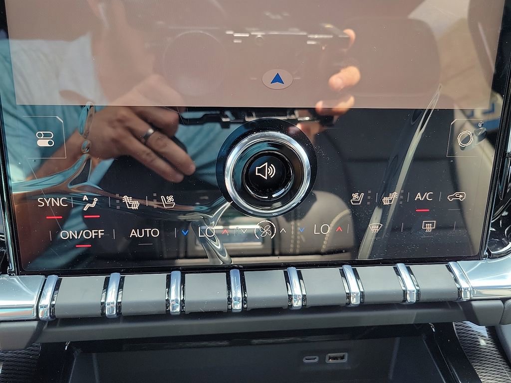 2026 GMC Yukon Elevation - Photo 18