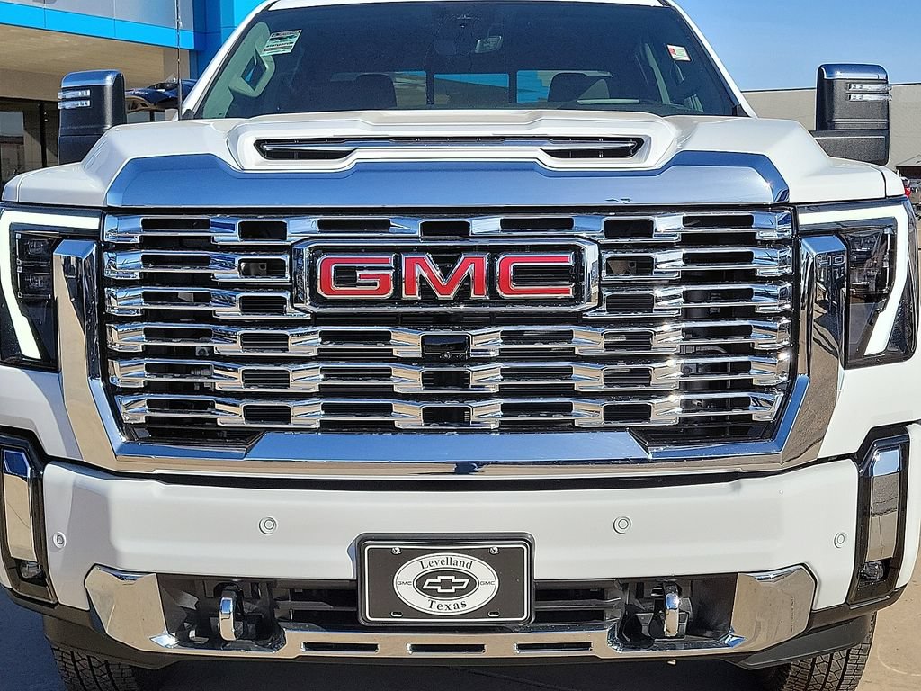 2026 GMC Sierra 3500HD Denali - Photo 11