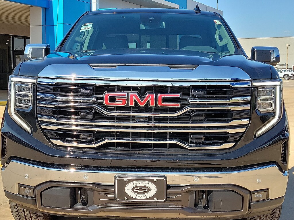2026 GMC Sierra 1500 SLT - Photo 11