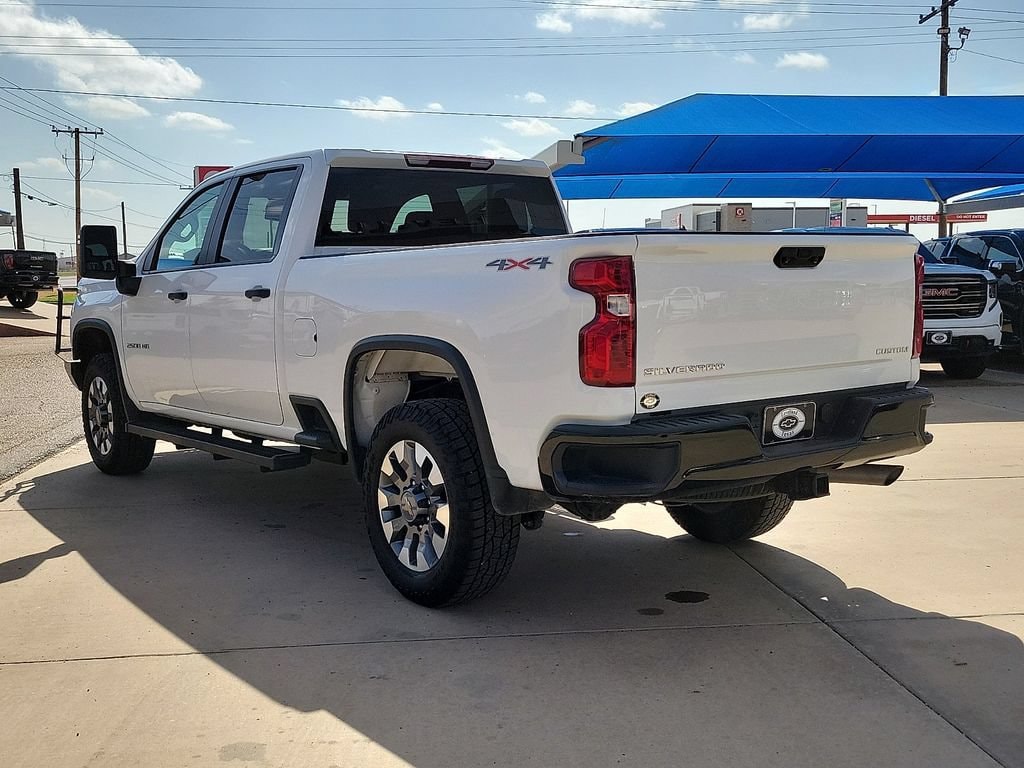 Used 2024 Chevrolet Silverado 2500 HD Custom Truck