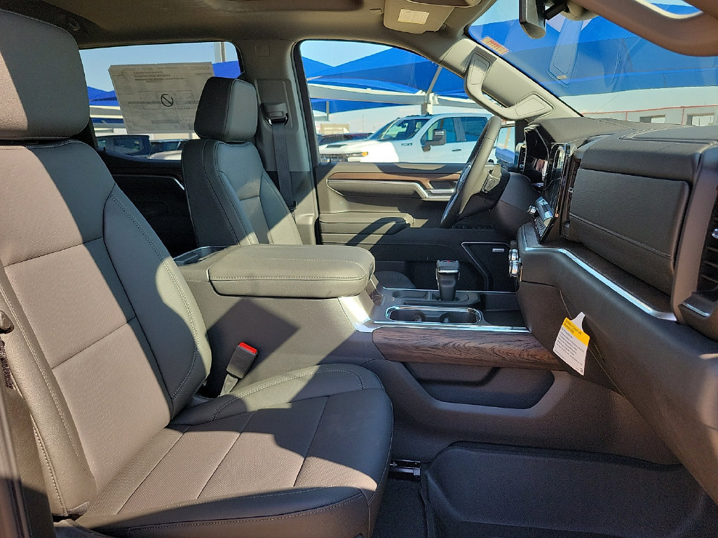 2026 GMC Sierra 1500 SLT - Photo 24