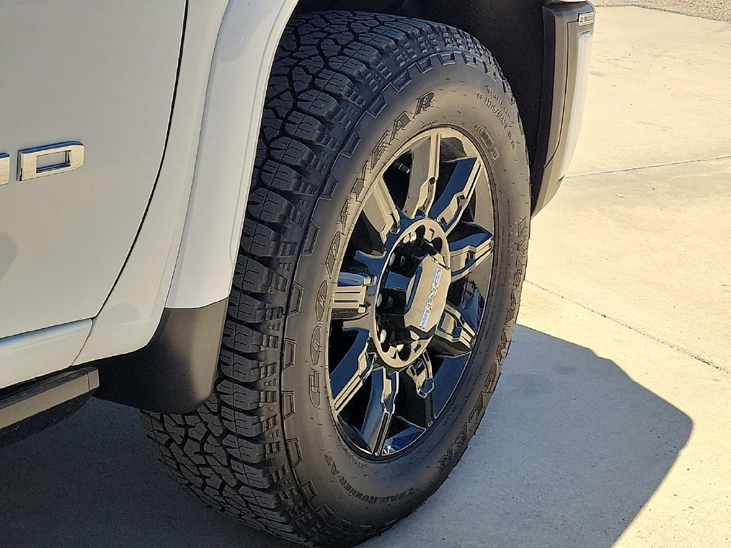 2026 GMC Sierra 2500HD AT4 - Photo 15