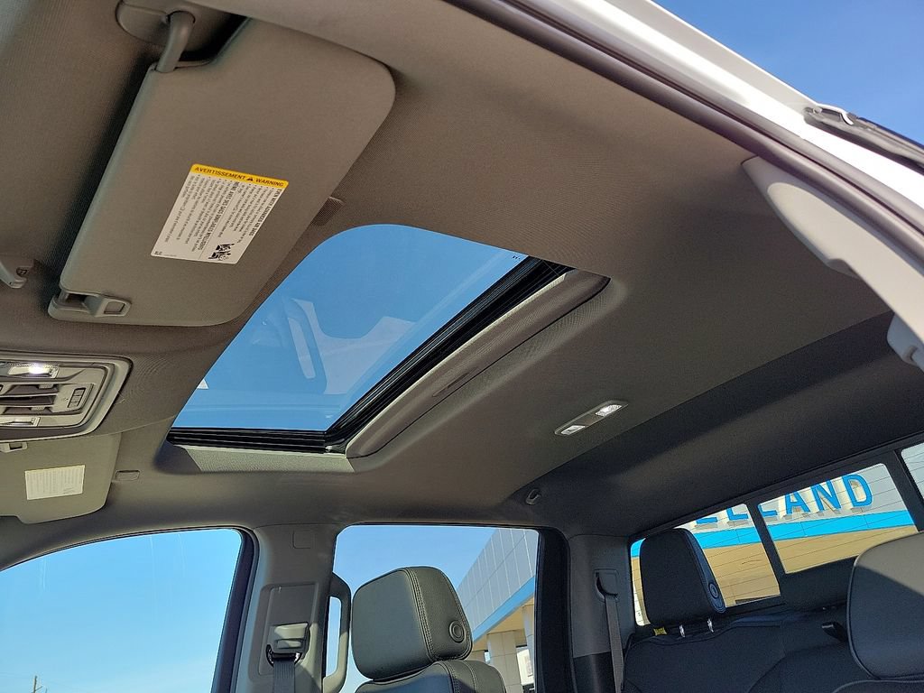 2026 GMC Sierra 3500HD Denali - Photo 17