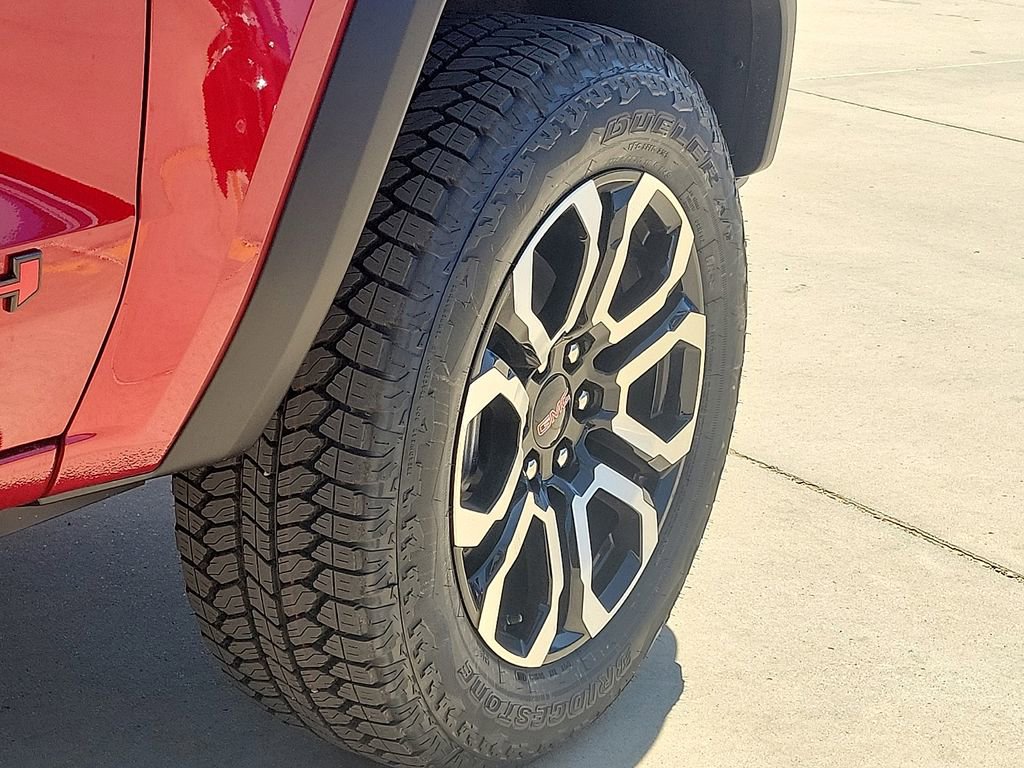 2026 GMC Canyon AT4 - Photo 12