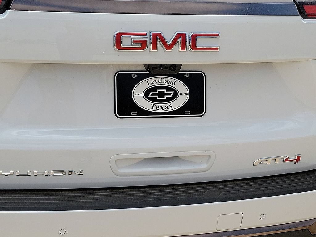 2026 GMC Yukon AT4 Ultimate - Photo 17