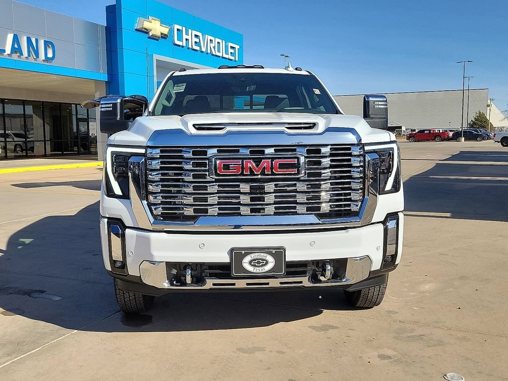 2026 GMC Sierra 3500HD Denali - Photo 10