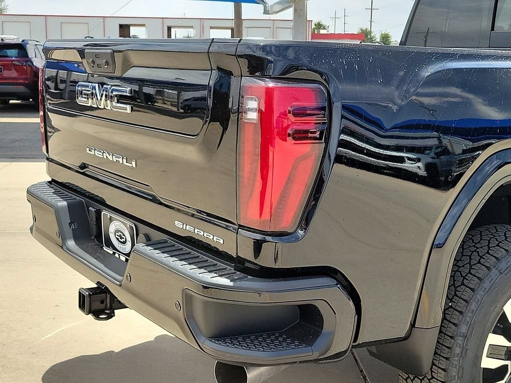 2026 GMC Sierra 2500HD Denali Ultimate - Photo 14