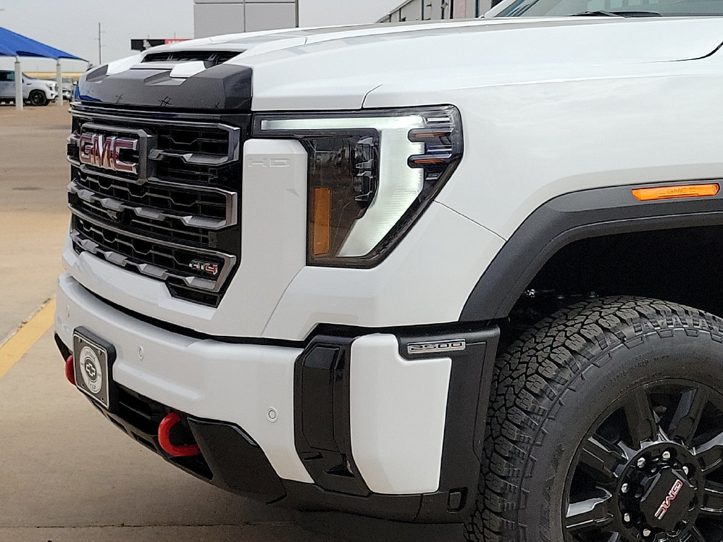 2026 GMC Sierra 2500HD AT4 - Photo 13